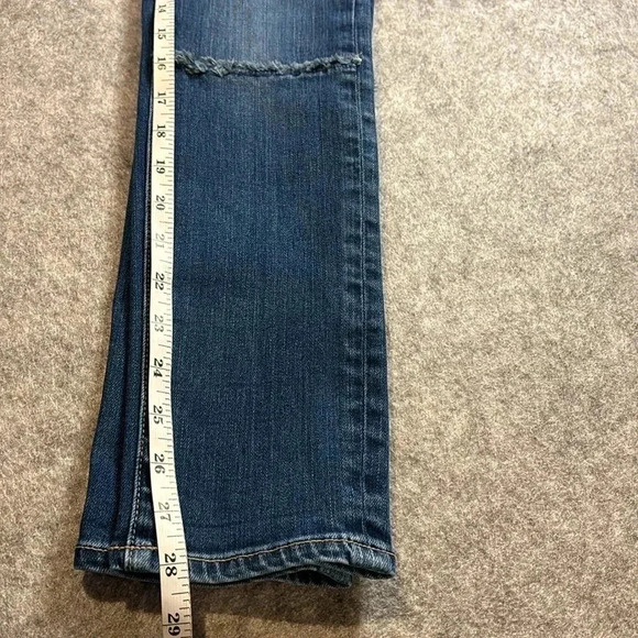 PAIGE Jeans, Skyline Ankle Peg. Size 27.  Unique Knee Detail! - Picture 3 of 11